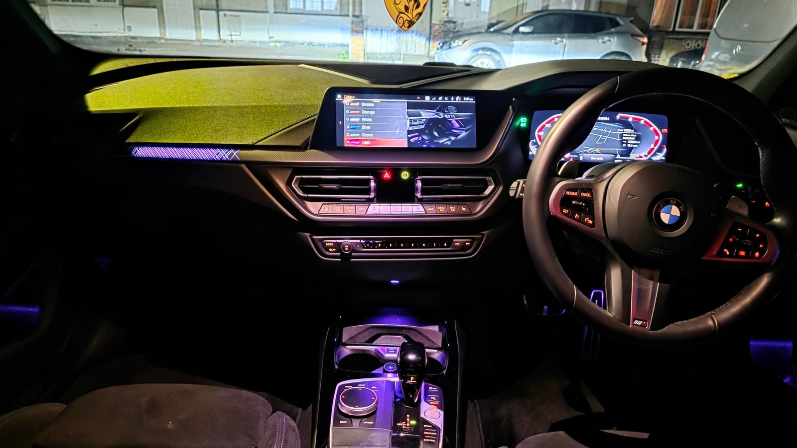 BMW M135i BMW M135i Ambient cabin lighting