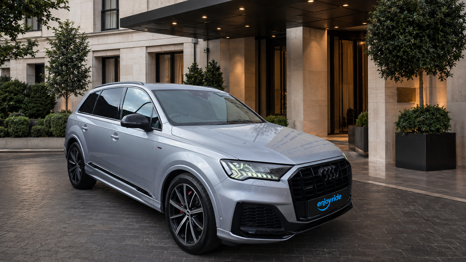 Audi Q7 Front quarter